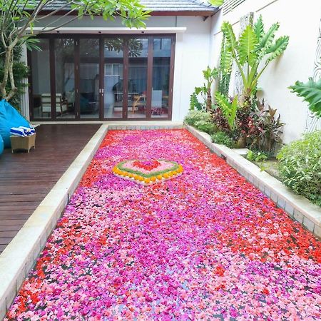 Kumari Villa Dalung  Luaran gambar